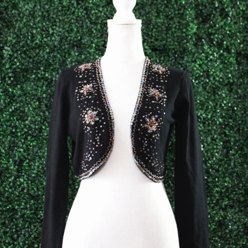 Michelle Nicole cropped black sweater - Small